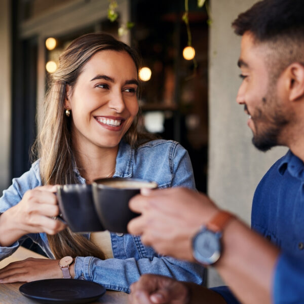 couple on coffee date